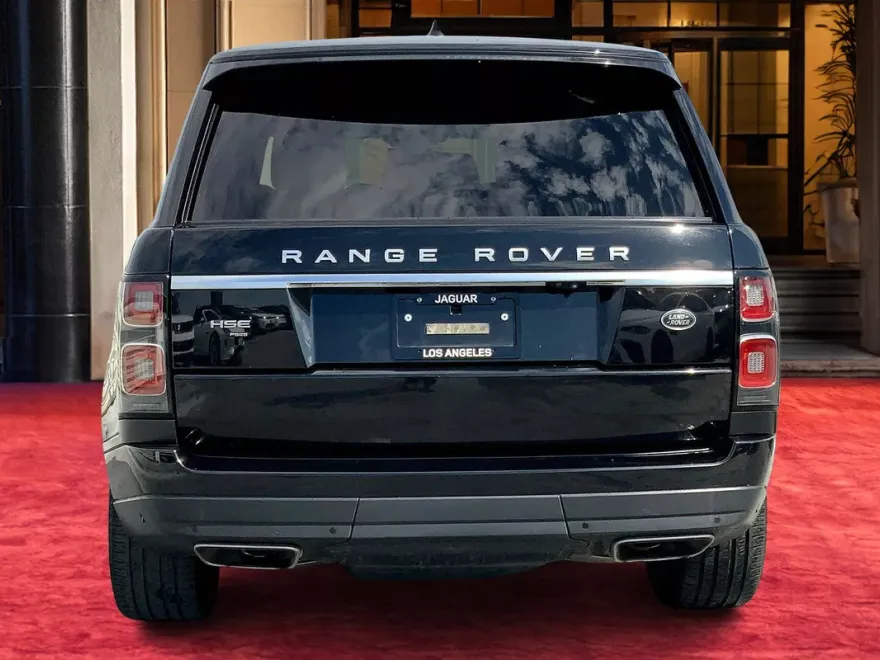 2020 Land Rover Range Rover P525 HSE photo 1