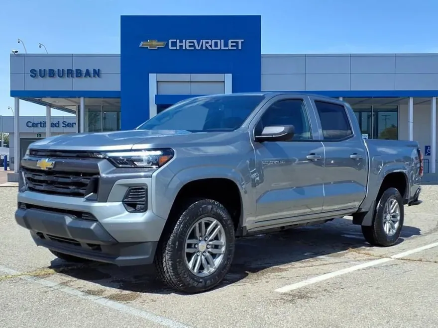 2026 Chevrolet Colorado LT photo 1