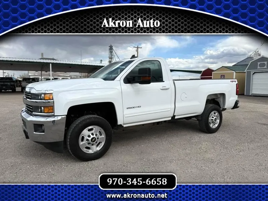2016 Chevrolet Silverado 2500HD LT photo 1