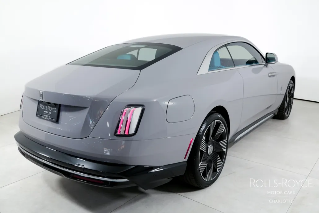 2025 Rolls Royce Spectre photo 1