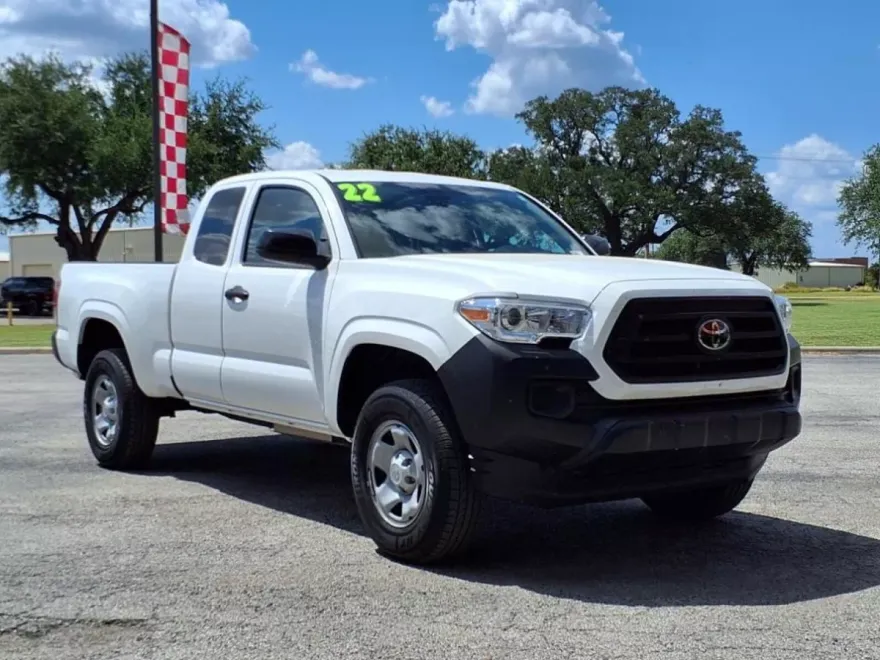 2022 Toyota Tacoma SR photo 1