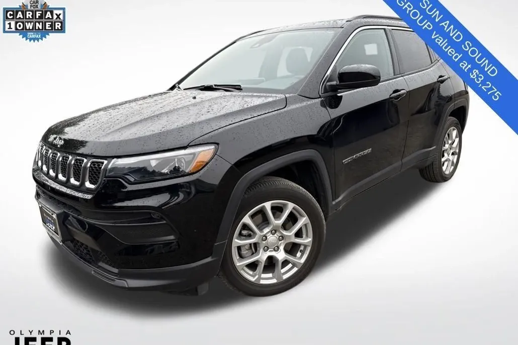2023 Jeep Compass Latitude Lux photo 1