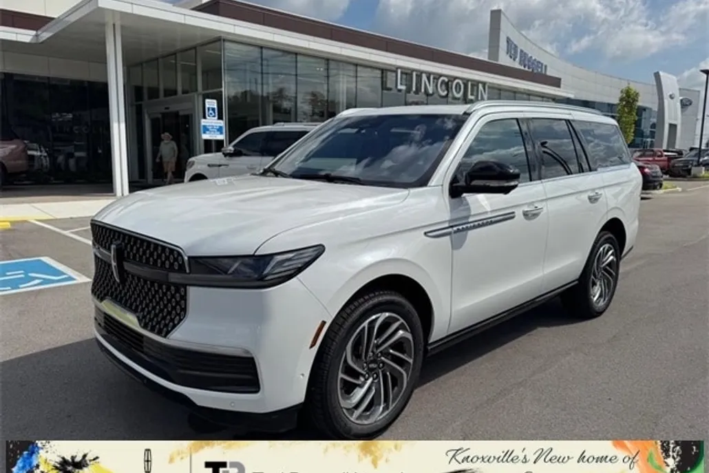 2025 Lincoln Navigator L Reserve photo 1