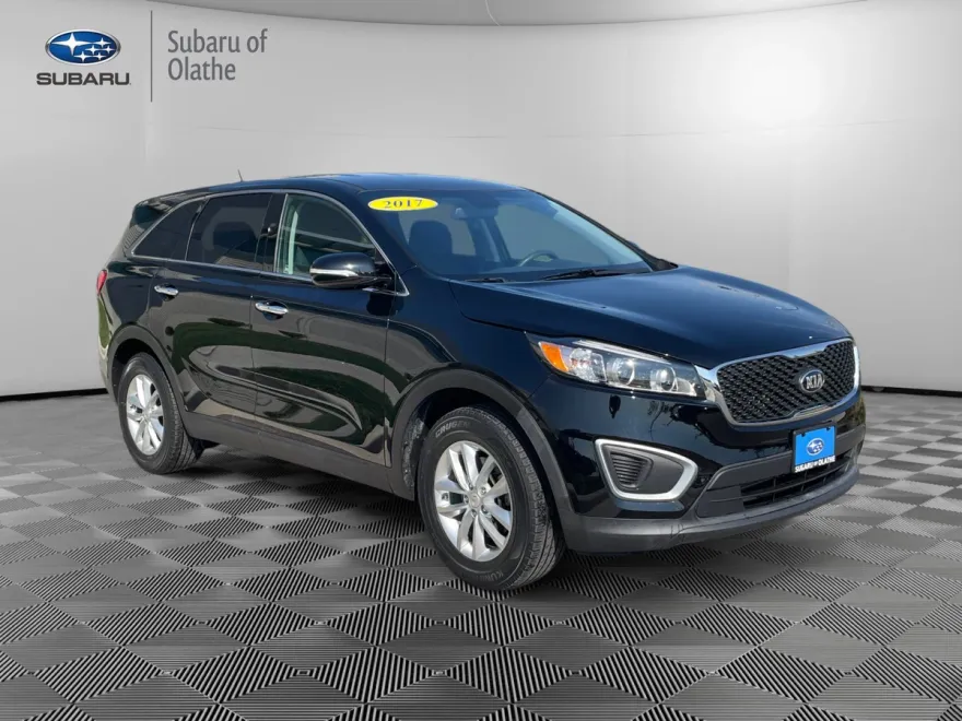 2017 Kia Sorento L photo 1