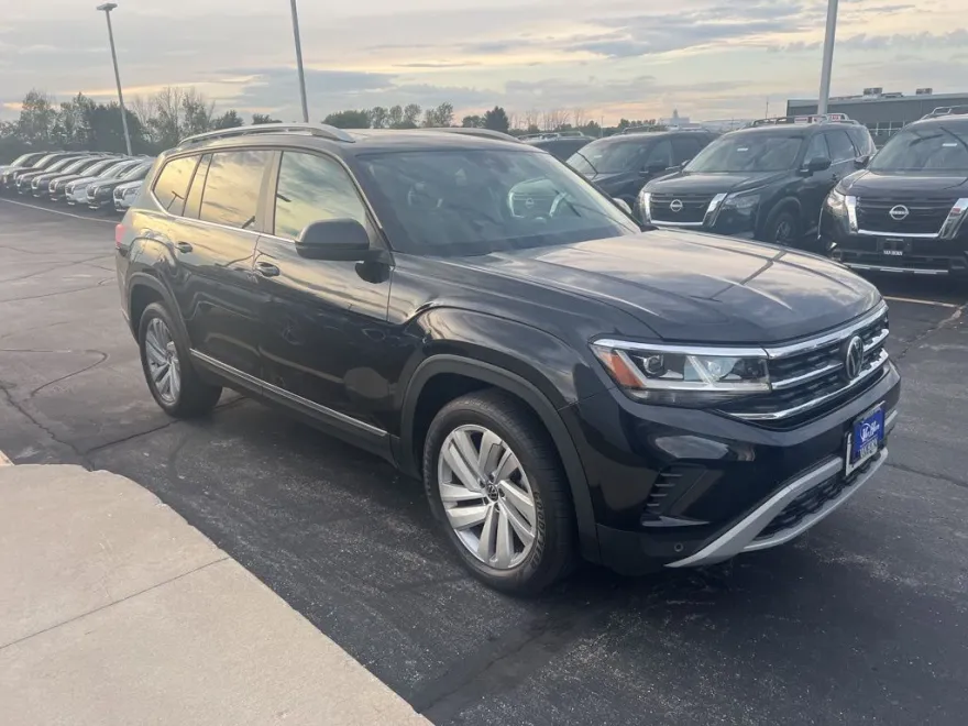 2021 Volkswagen Atlas SEL photo 1