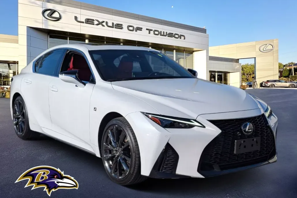 2024 Lexus IS 350 F SPORT photo 1