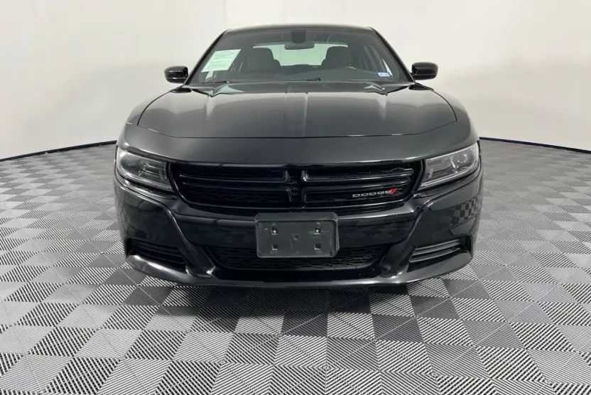 2023 Dodge Charger SXT photo 1