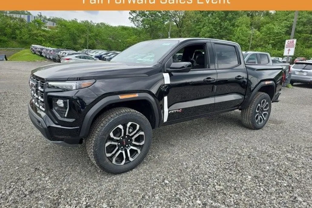 2025 Gmc Canyon AT4 photo 1
