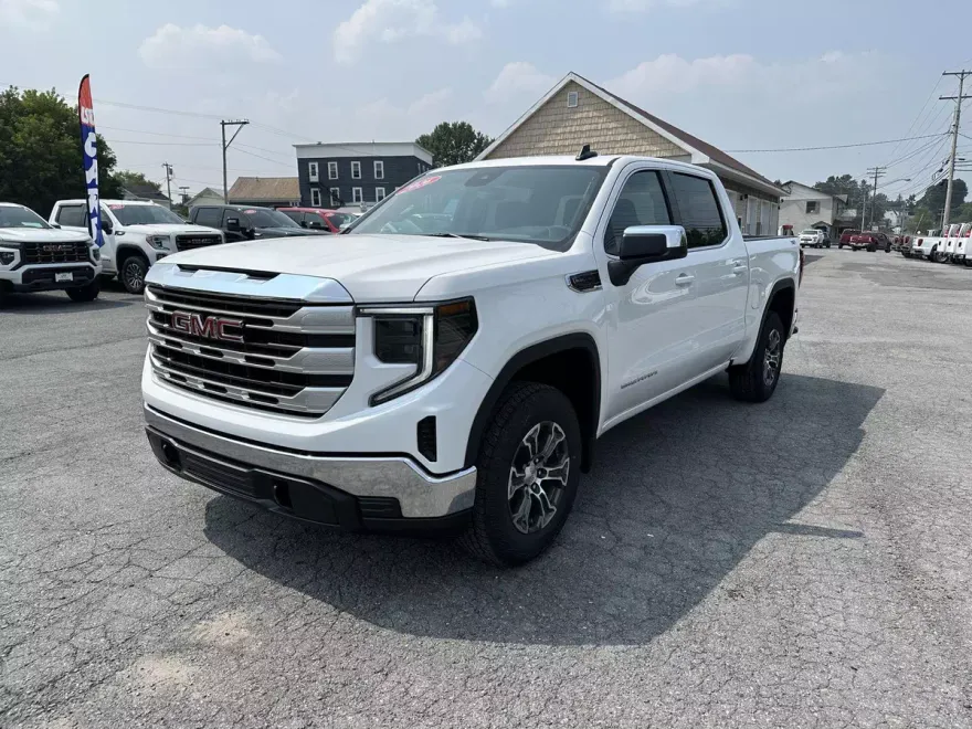 2026 Gmc Sierra 1500 SLE photo 1