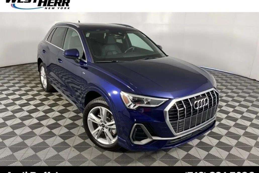 2022 Audi Q3 Premium Plus S line photo 1