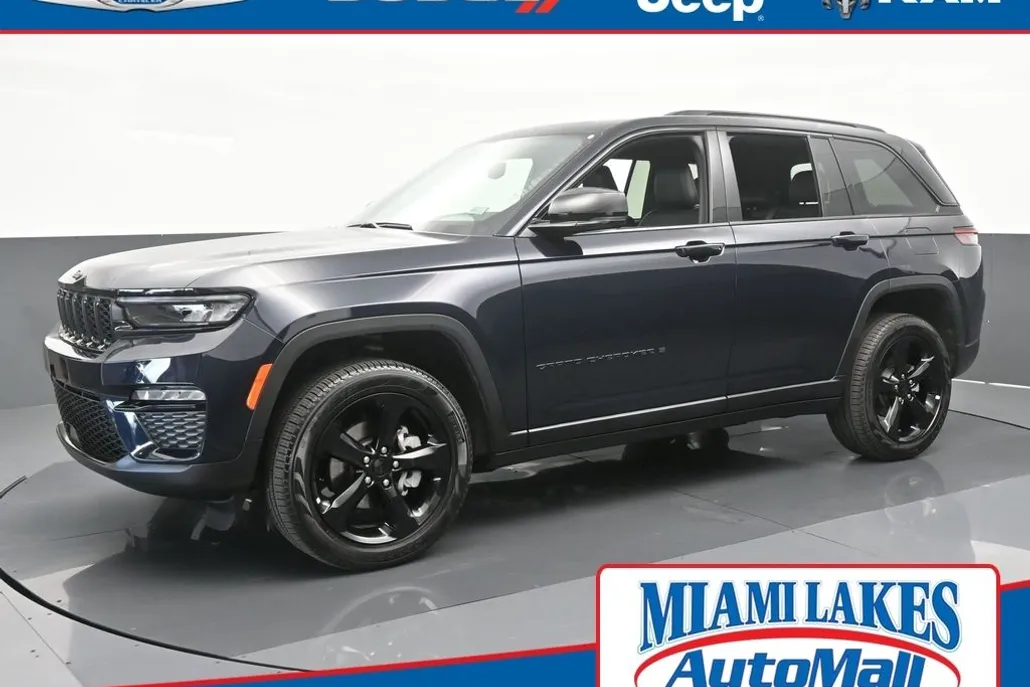 2024 Jeep Grand Cherokee Limited photo 1