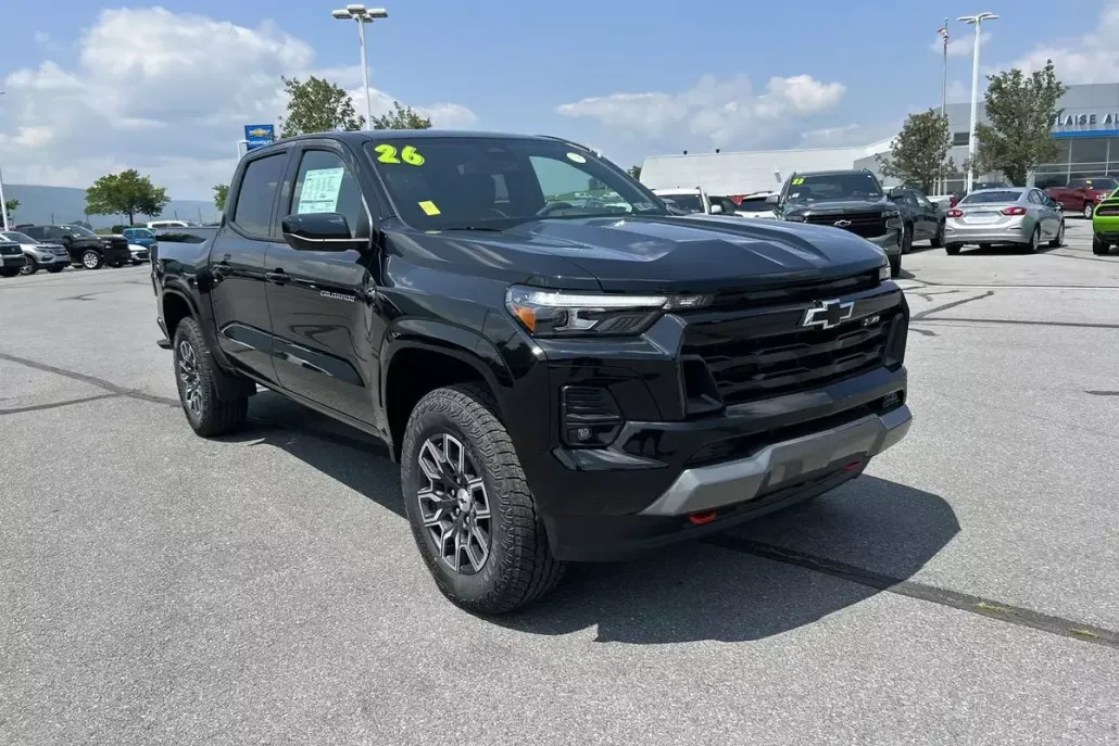 2026 Chevrolet Colorado Z71 photo 1