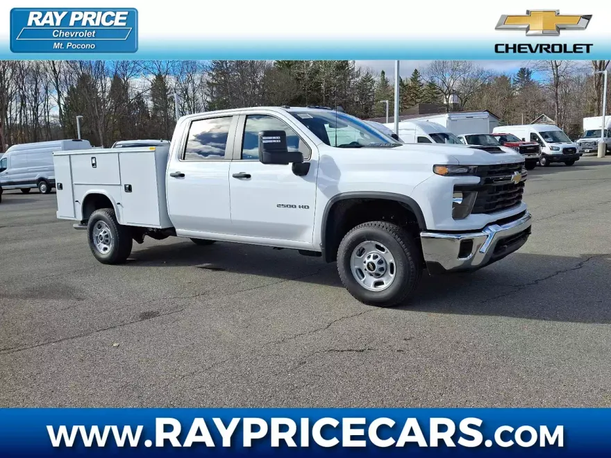 2024 Chevrolet Silverado 2500HD photo 1