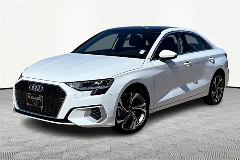 2022 Audi A3 40 Premium photo 1