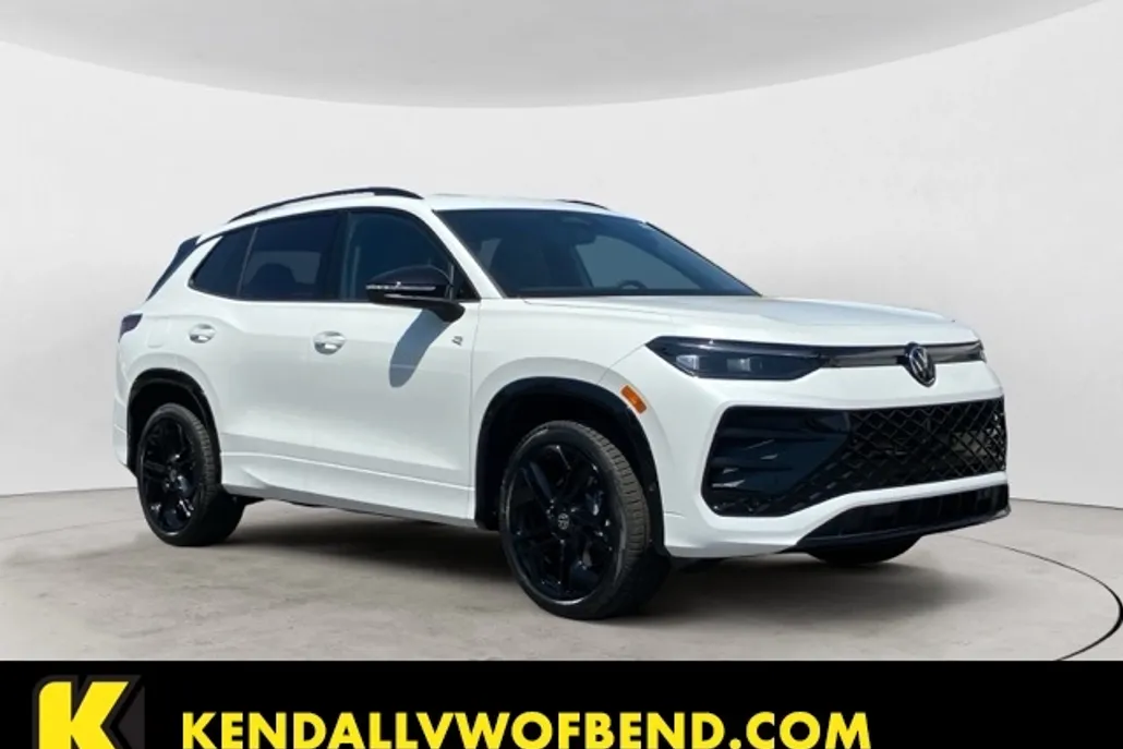 2025 Volkswagen Tiguan SE R-Line Black photo 1