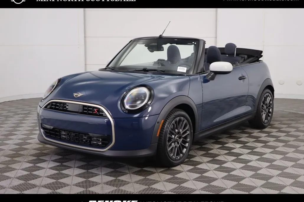 2025 Mini Cooper Convertible Signature photo 1
