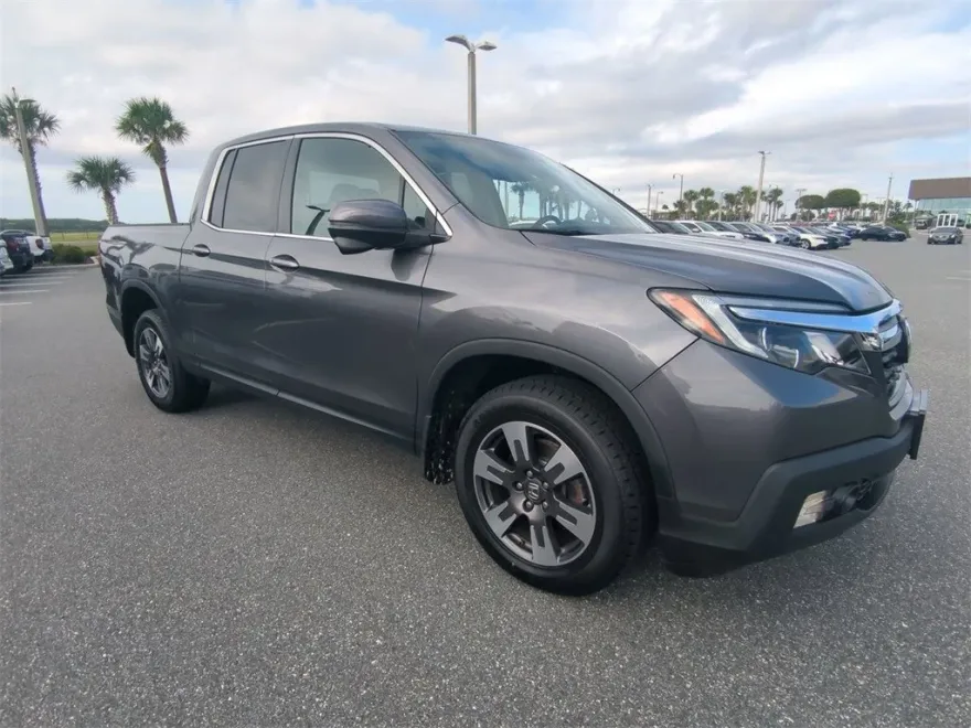 2018 Honda Ridgeline RTL-T photo 1