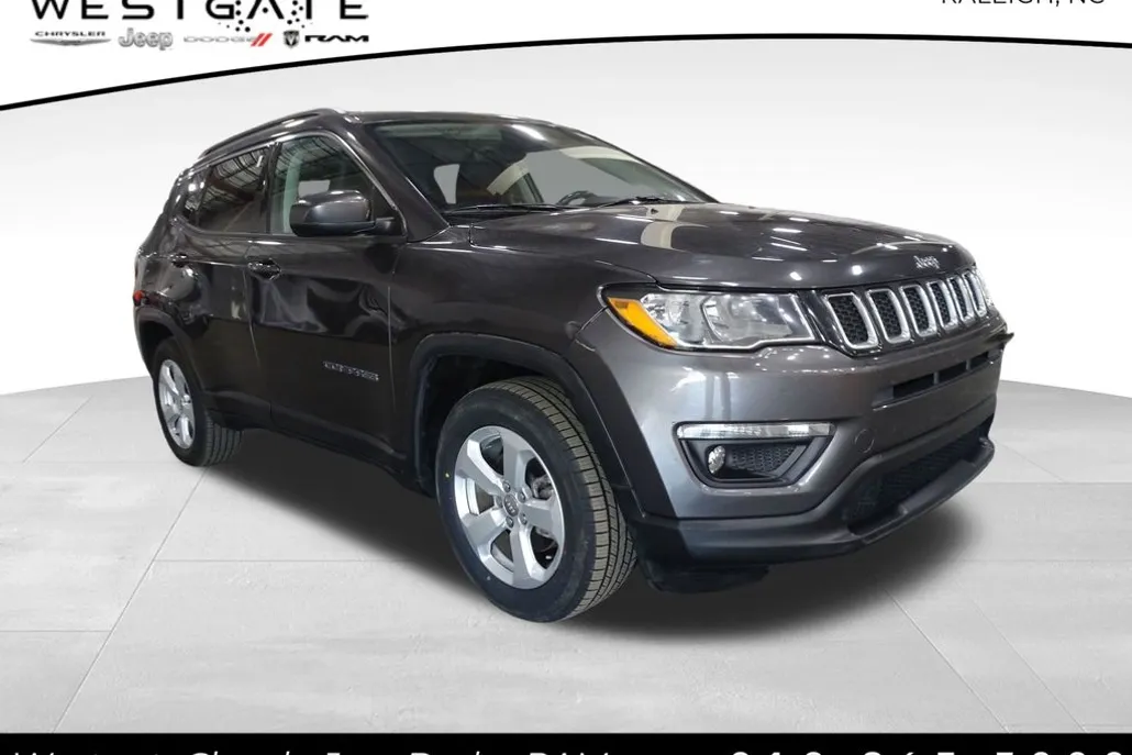 2018 Jeep Compass Latitude photo 1