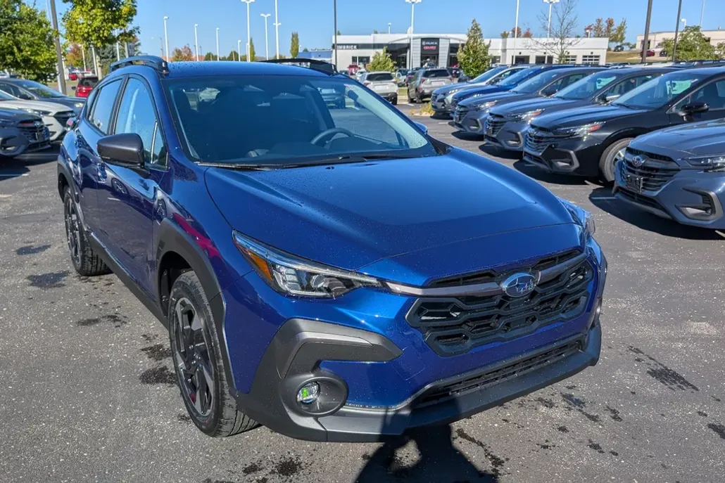 2025 Subaru Crosstrek Limited photo 1