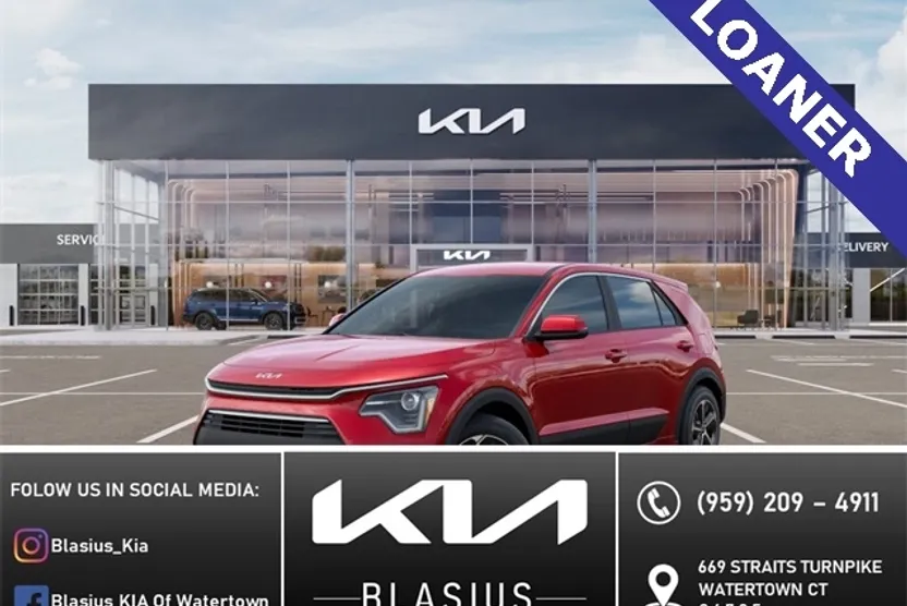 2025 Kia Niro LX photo 1
