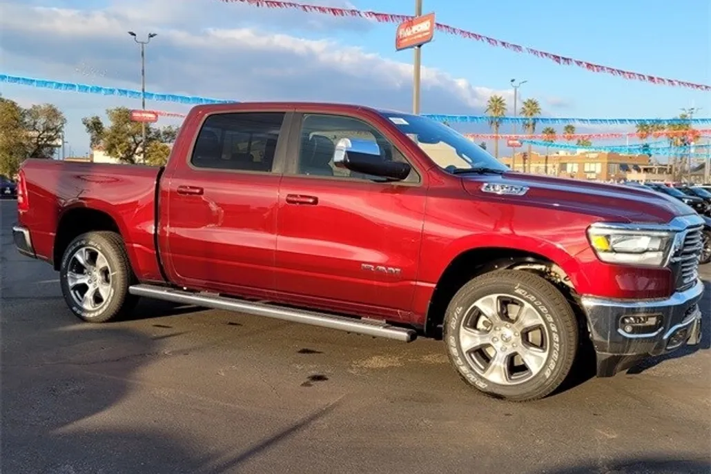 2024 Ram 1500 Laramie photo 1