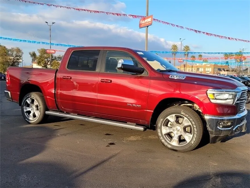 2024 Ram 1500 Laramie photo 1