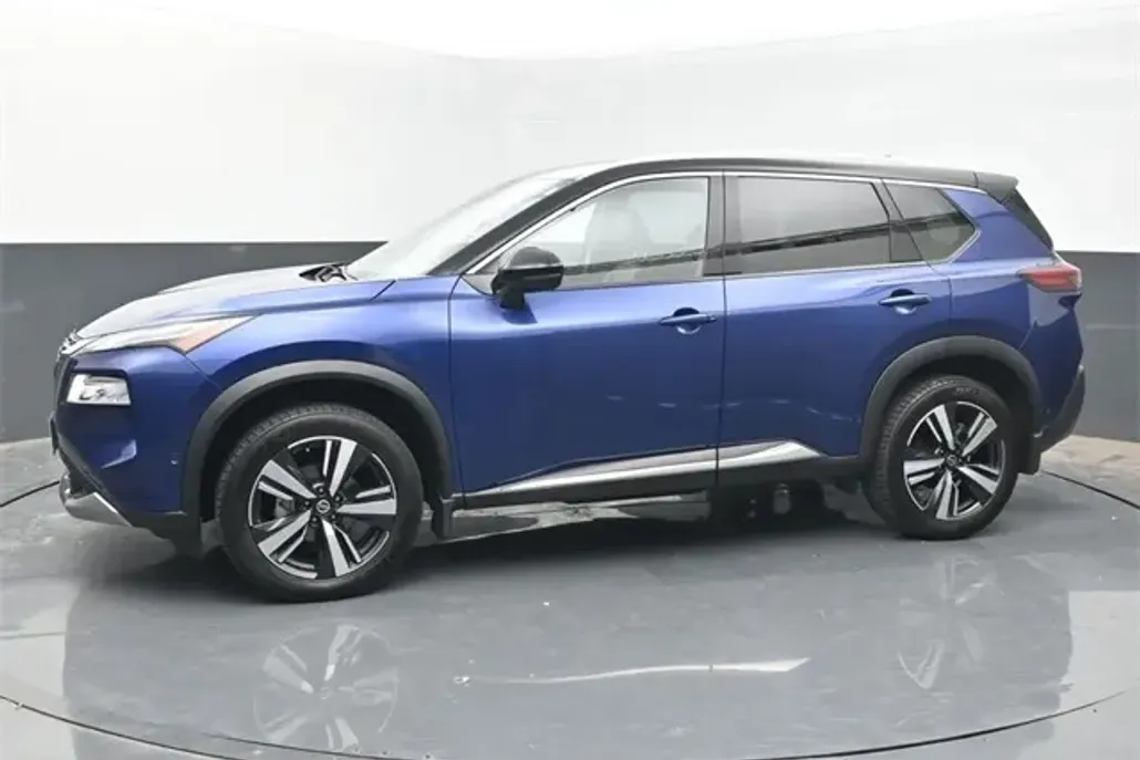 2021 Nissan Rogue Platinum photo 1