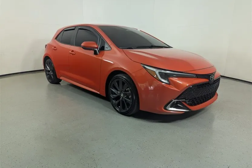 2023 Toyota Corolla XSE photo 1