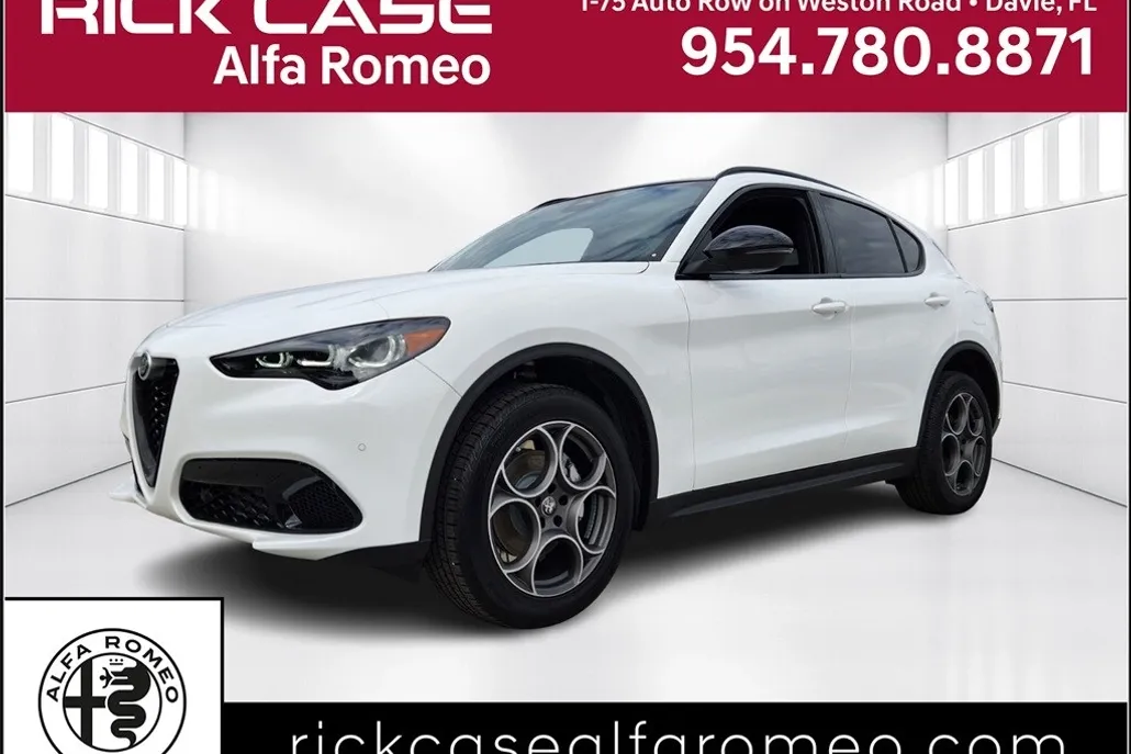 2025 Alfa Romeo Stelvio Sprint photo 1