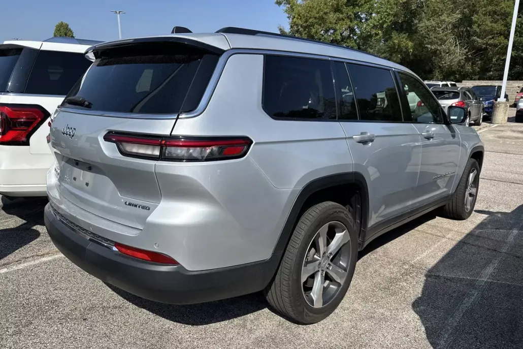 2021 Jeep Grand Cherokee Limited photo 1