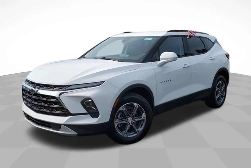 2023 Chevrolet Blazer 2LT photo 1
