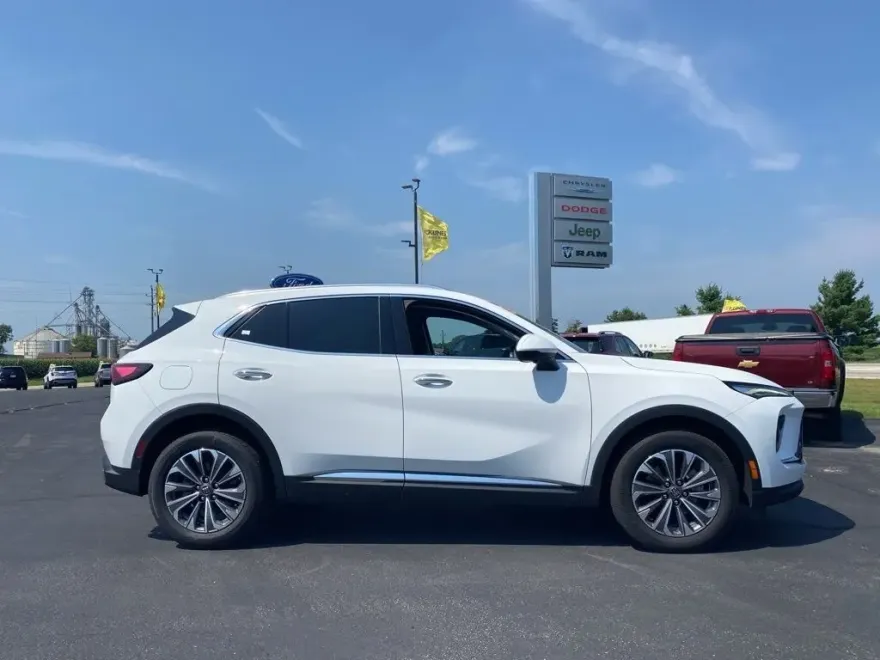 2024 Buick Envision Preferred photo 1