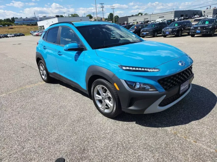 2023 Hyundai Kona SEL photo 1