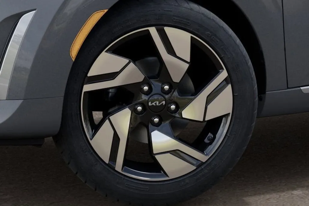 2025 Kia Soul GT-Line photo 1