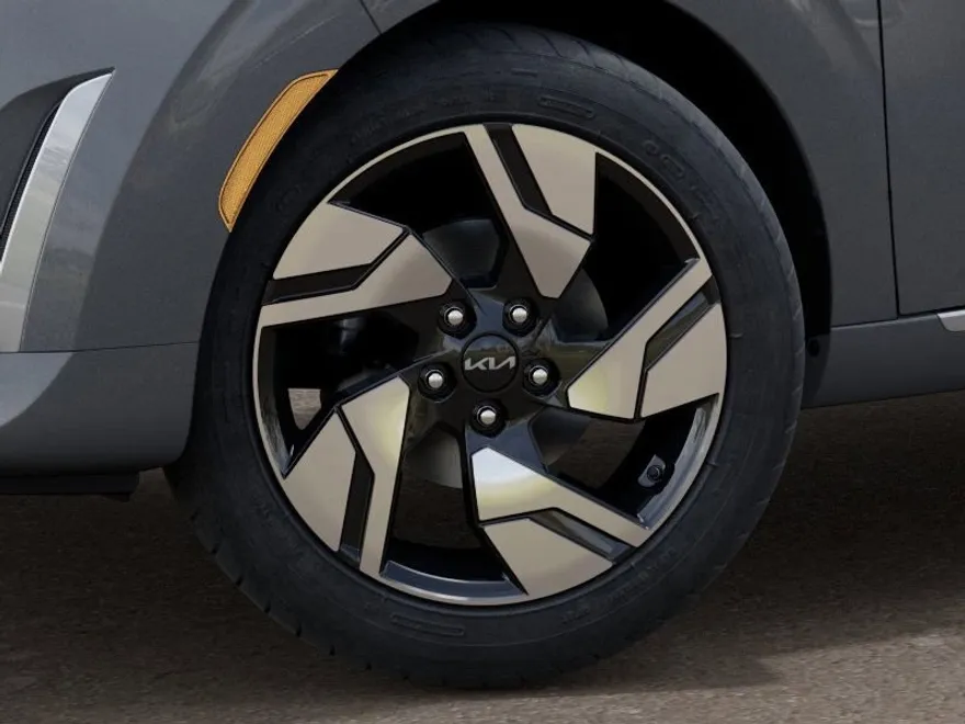 2025 Kia Soul GT-Line photo 1