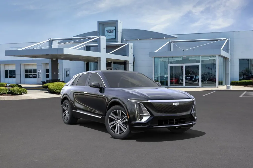 2025 Cadillac Lyriq Luxury photo 1