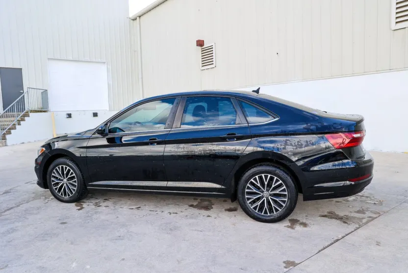 2021 Volkswagen Jetta S photo 1
