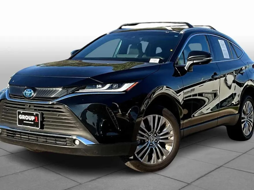 2024 Toyota Venza Limited photo 1