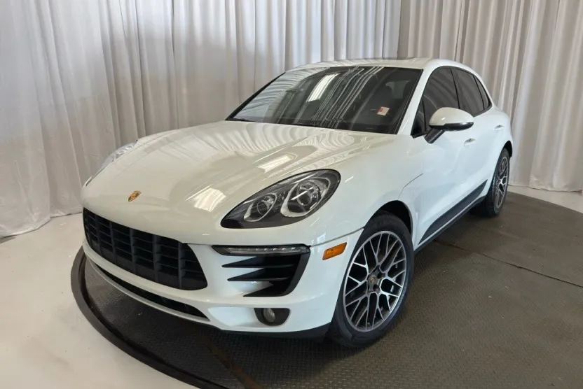 2018 Porsche Macan photo 1