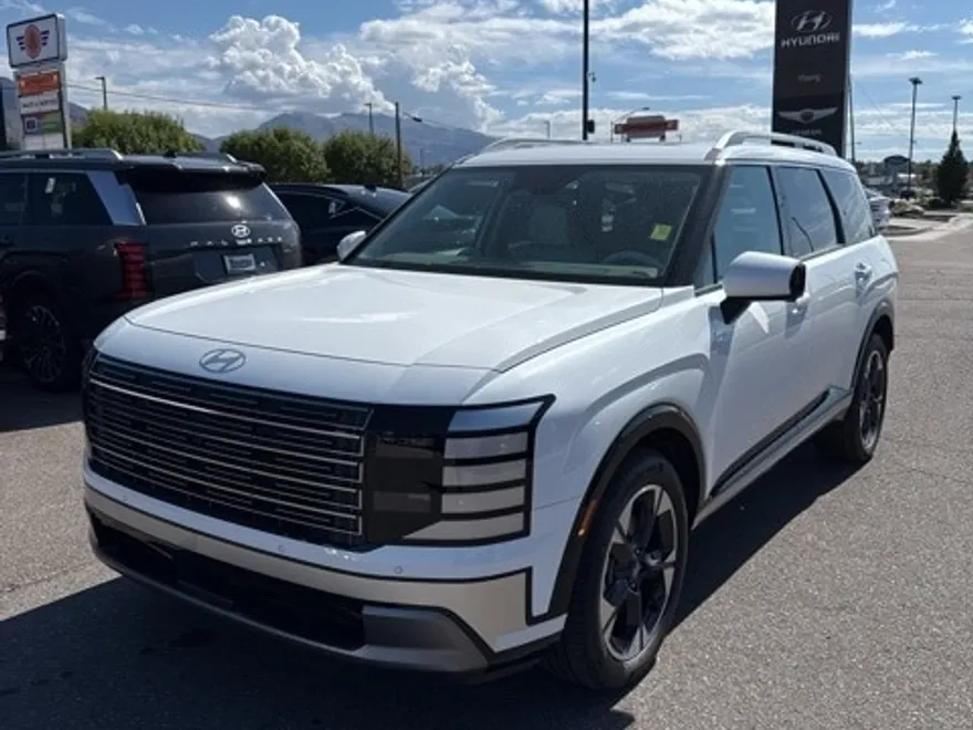 2026 Hyundai Palisade Limited photo 1