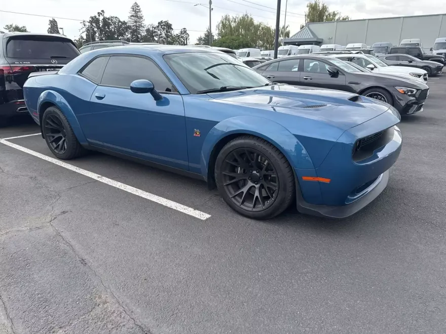 2020 Dodge Challenger R/T Scat Pack Widebody photo 1