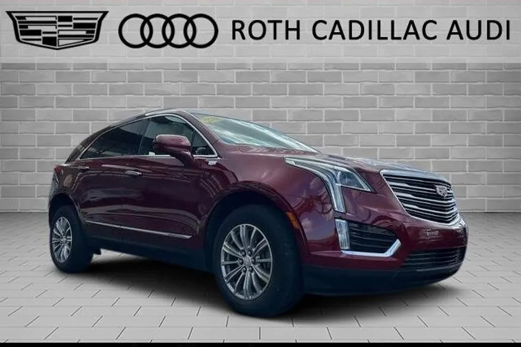 2018 Cadillac XT5 Luxury photo 1