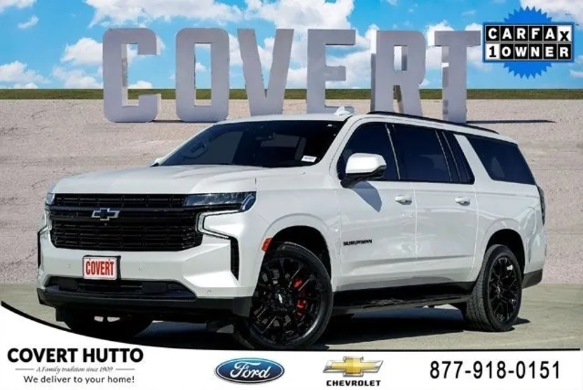 2023 Chevrolet Suburban RST photo 1
