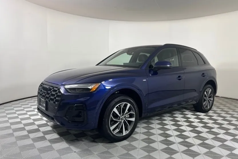 2024 Audi Q5 45 S line Premium photo 1