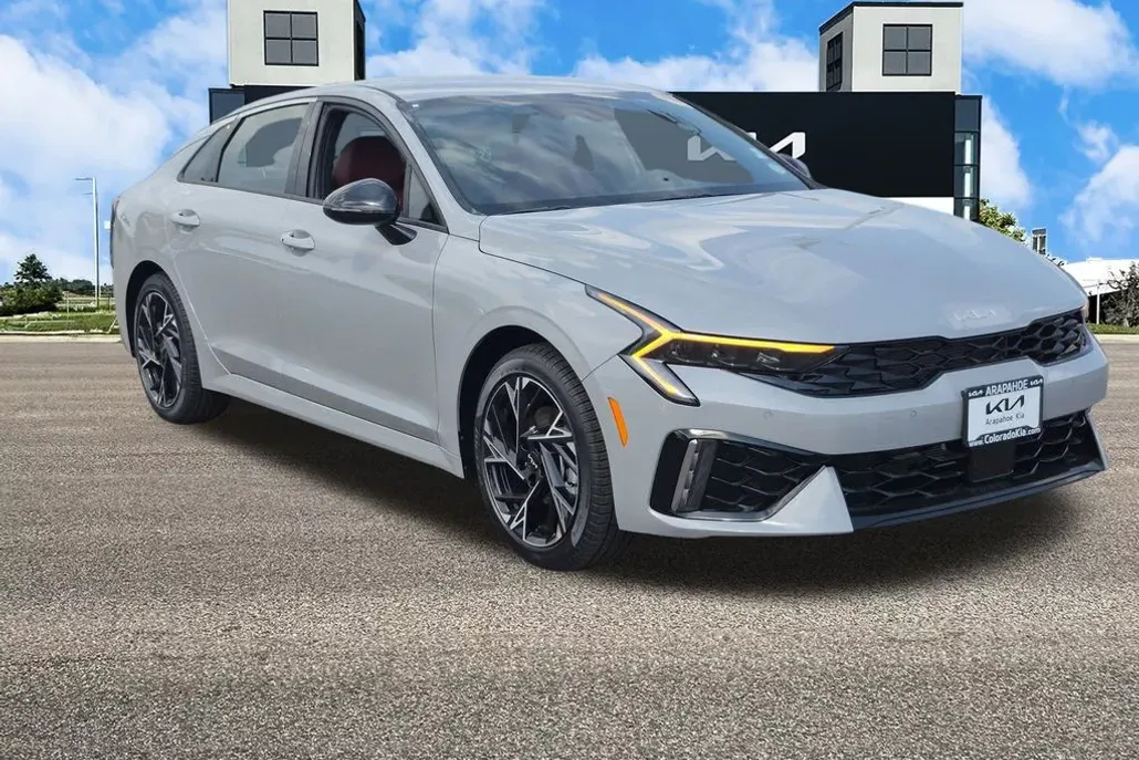 2026 Kia K5 GT-Line photo 1