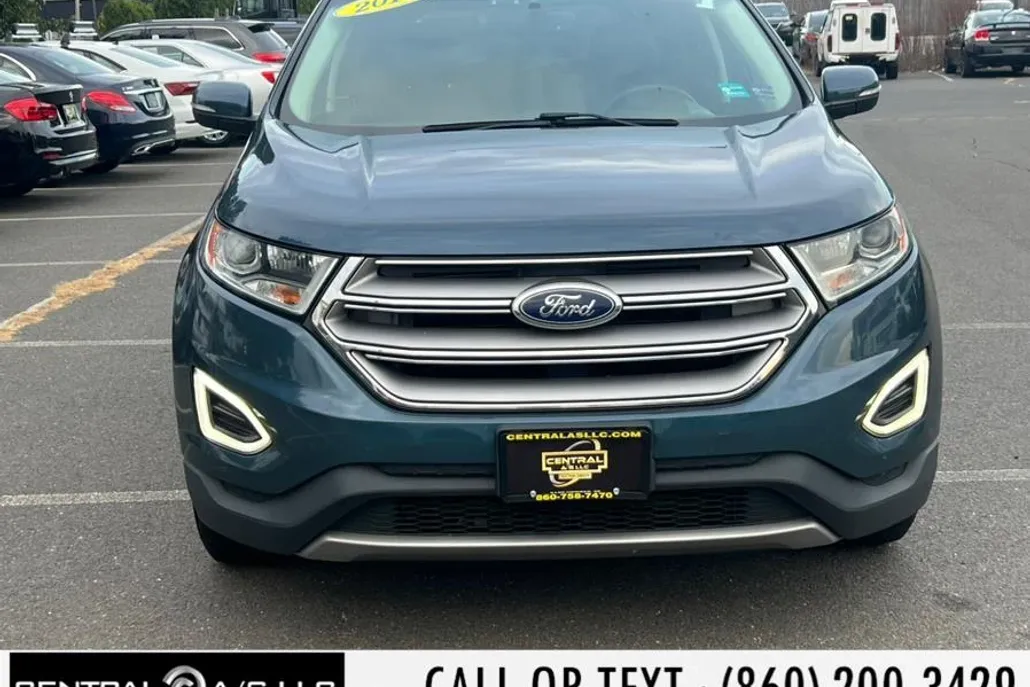 2016 Ford Edge SEL photo 1