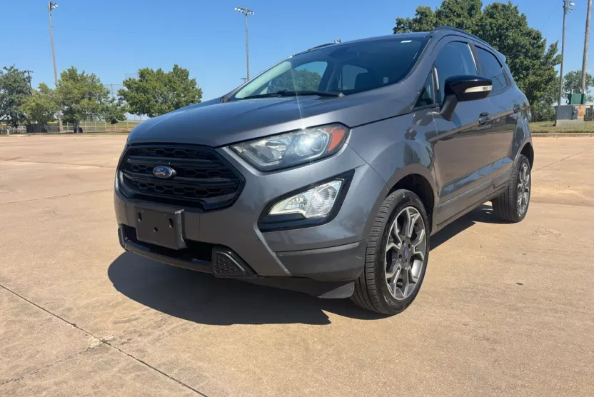 2020 Ford EcoSport SES photo 1