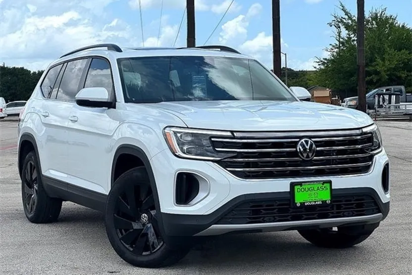 2025 Volkswagen Atlas SE Technology photo 1