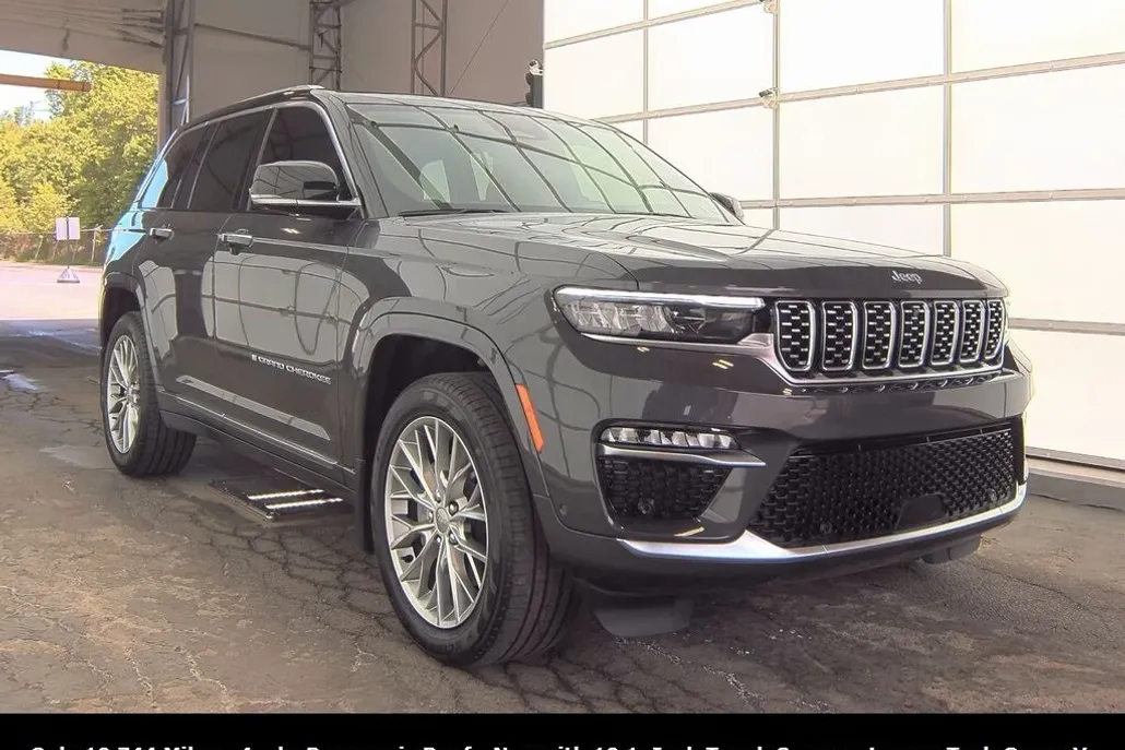 2022 Jeep Grand Cherokee Summit Reserve 4xe photo 1