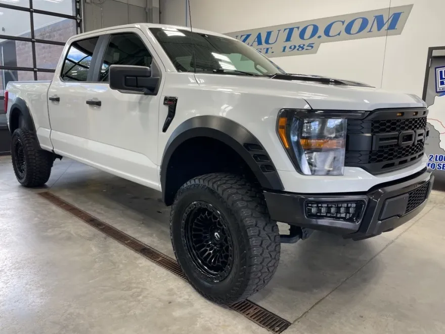 2023 Ford F-150 XLT photo 1